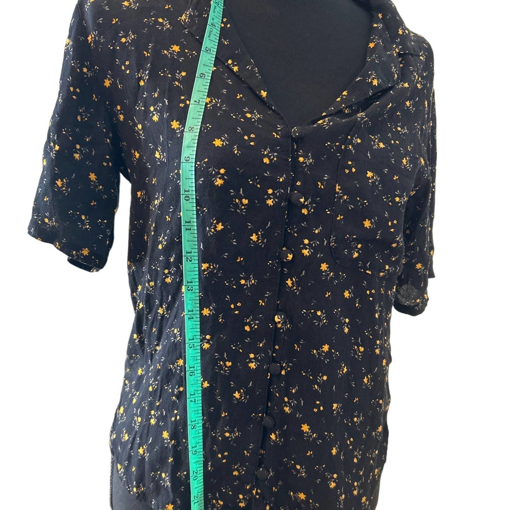 Abercrombie&Fitch, black w/ yellow adorable